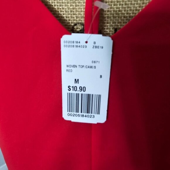 NWT Forever 21 Red Criss Cross Front Tank Top Medium - Picture 2 of 7